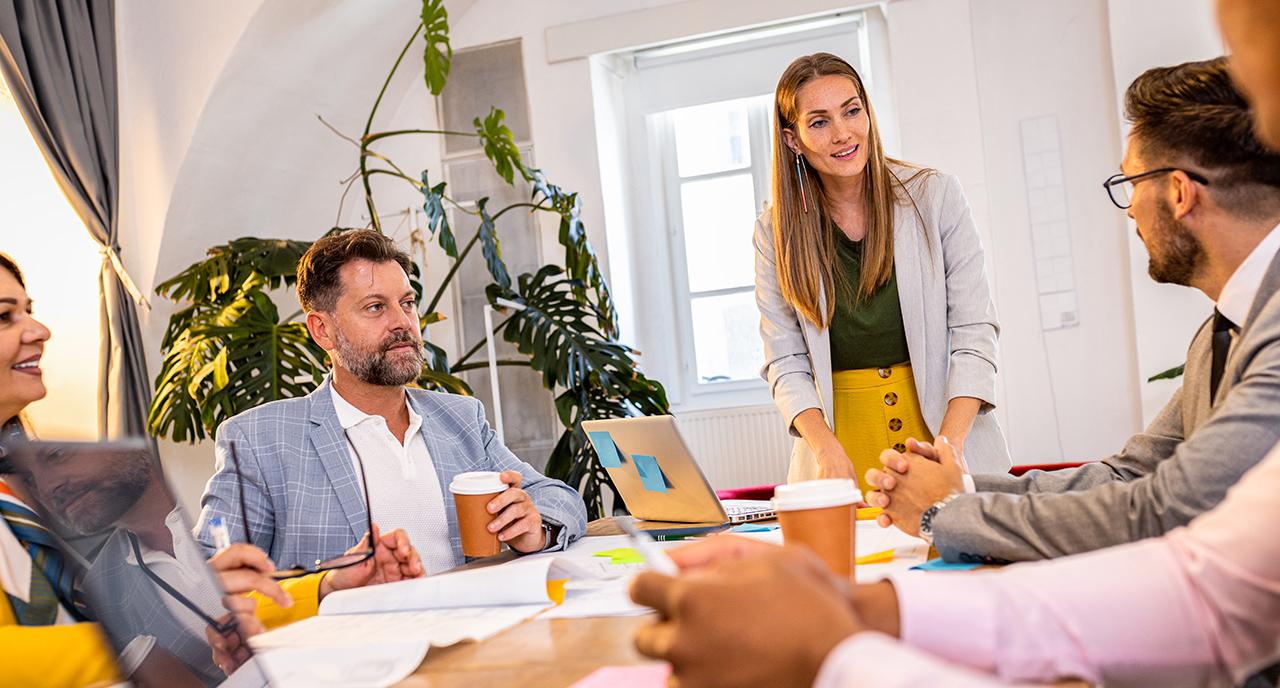 Estrategias de Persuasión y Toma de Decisiones Estrategias de Persuasión y Toma de Decisiones