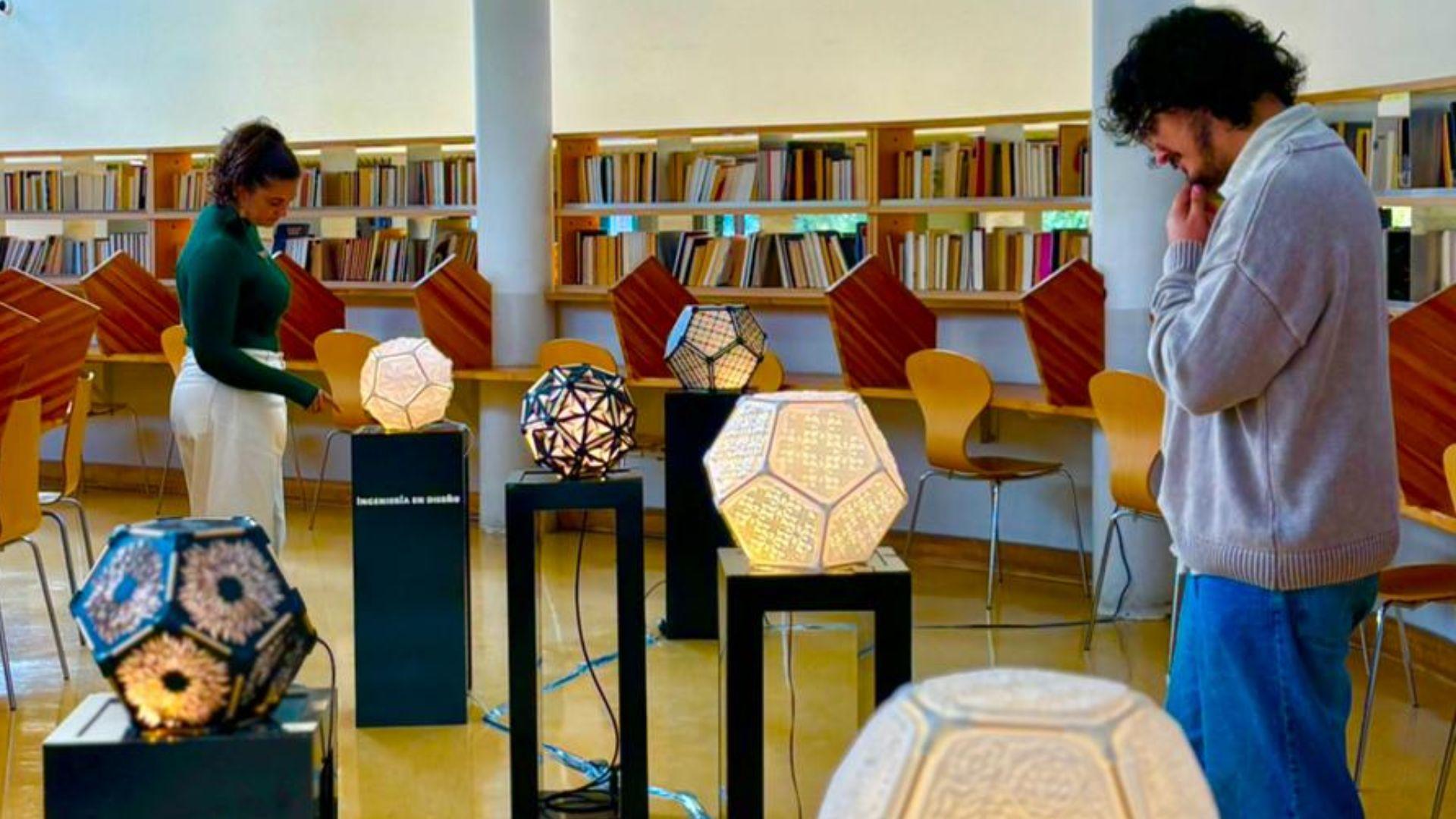 Design Lab inaugura exposición “Diseñar el futuro: del material a la experiencia” en bibliotecas UAI