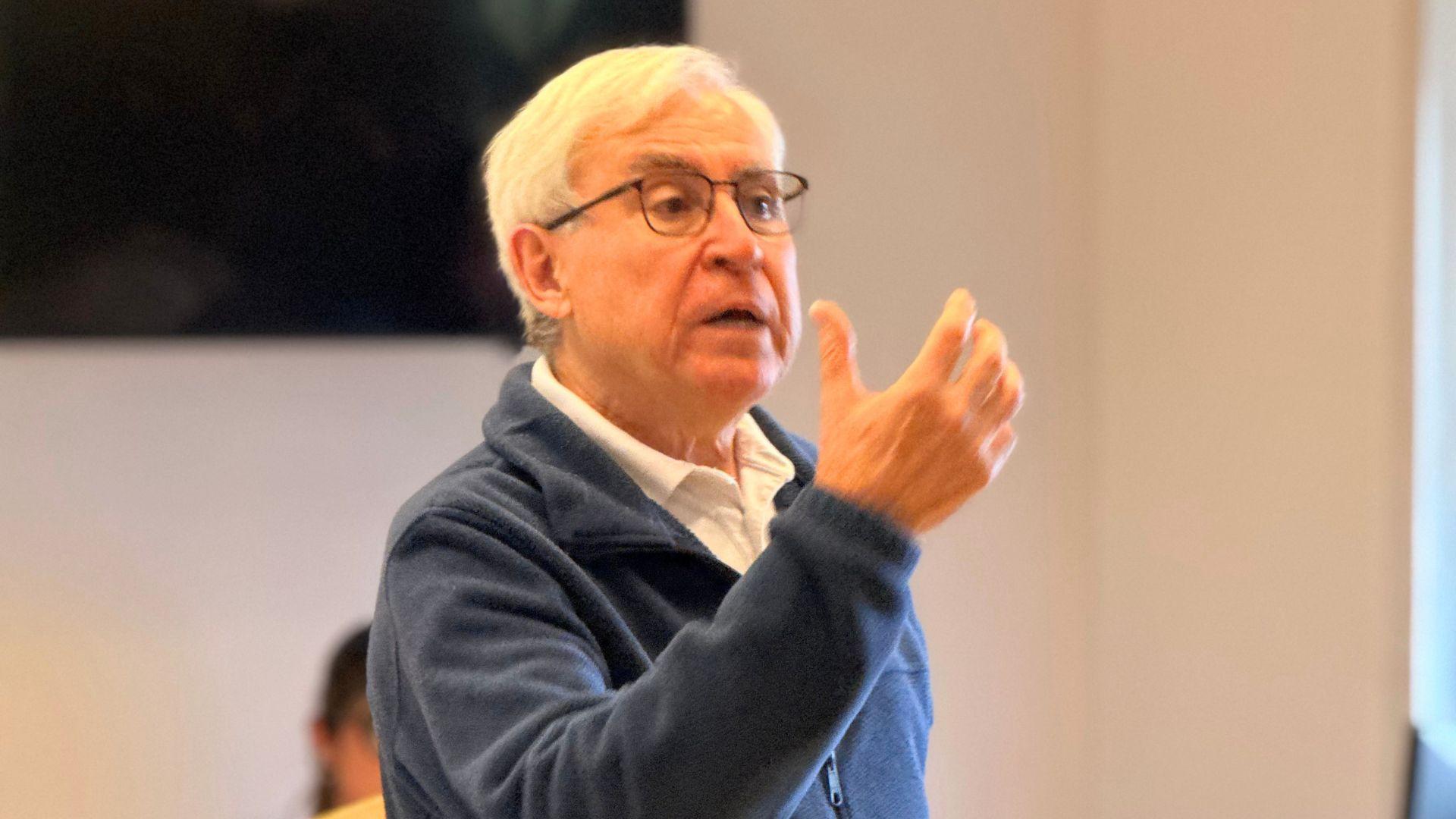 Iván Jaksić repasó las etapas biográficas de la obra de Andrés Bello ante estudiantes de Derecho UAI Iván Jaksić repasó las etapas biográficas de la obra de Andrés Bello ante estudiantes de Derecho UAI