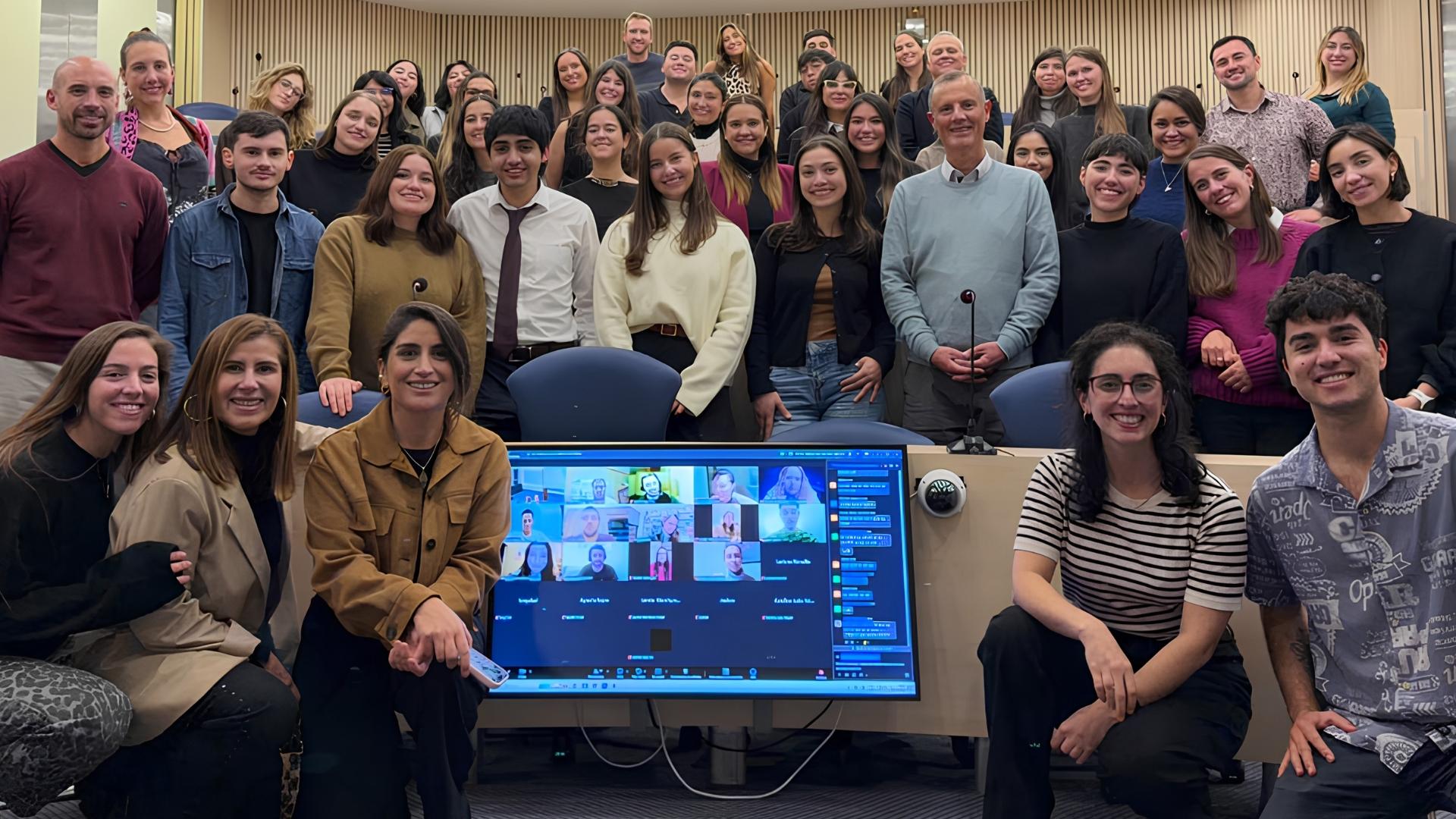 Escuela de Psicología UAI inicia una nueva versión de IMPACTO UAI con 38 duplas de mentoría