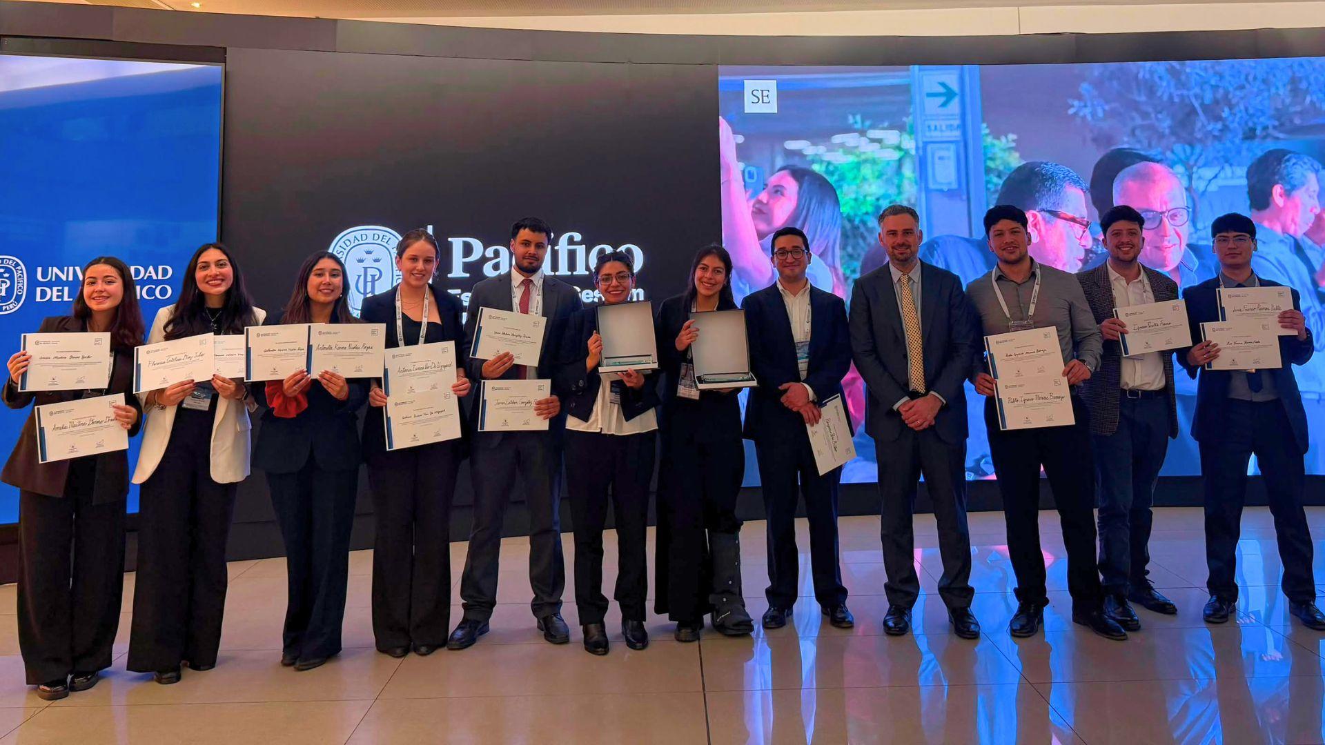 Equipo UAI obtiene segundo lugar y mejor memorial en el Moot de Libre Competencia 2026