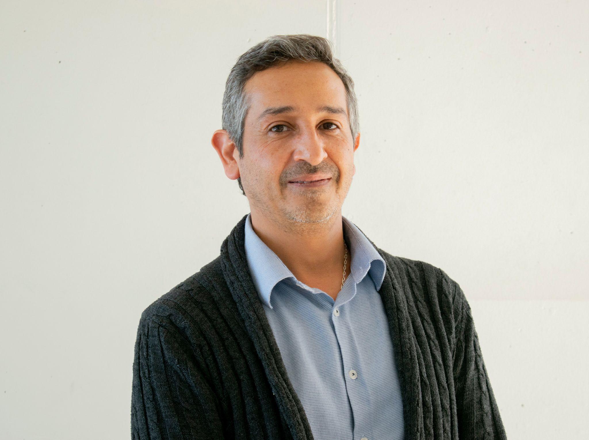 Carlos Bustos Carlos Bustos