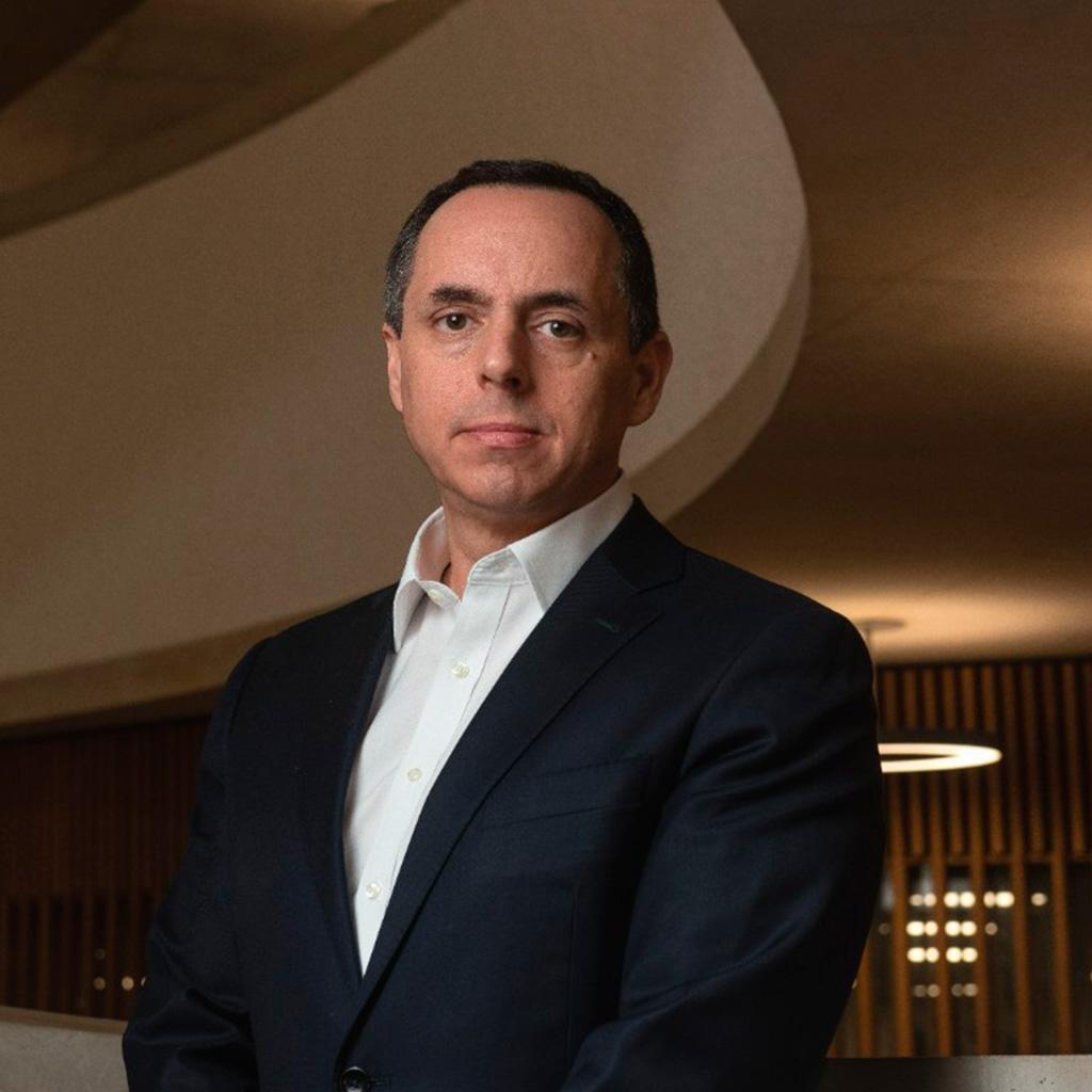 Javier  Cruz 