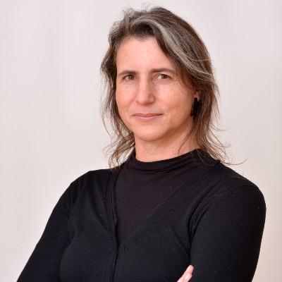 Foto de Lía Karmelić Visinteiner