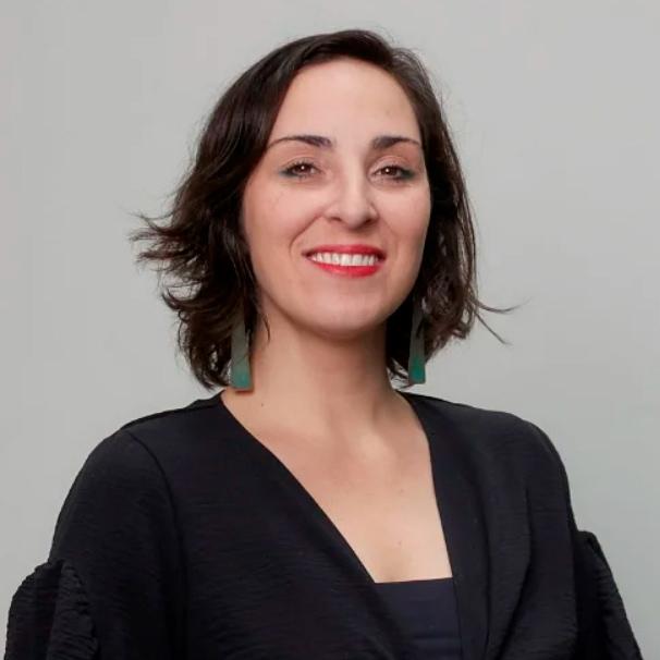 Macarena Díaz De Valdés Macarena Díaz De Valdés