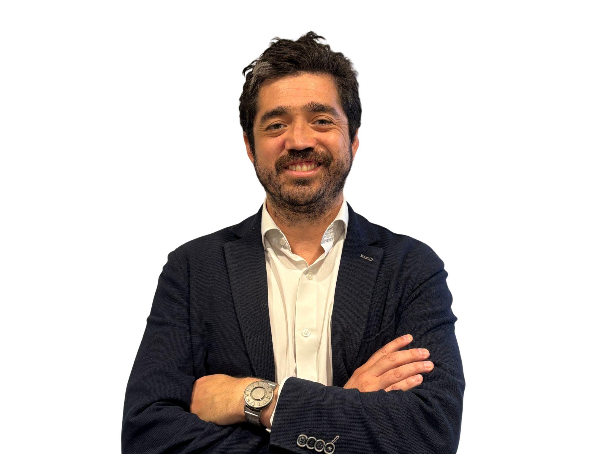Mauricio Varas