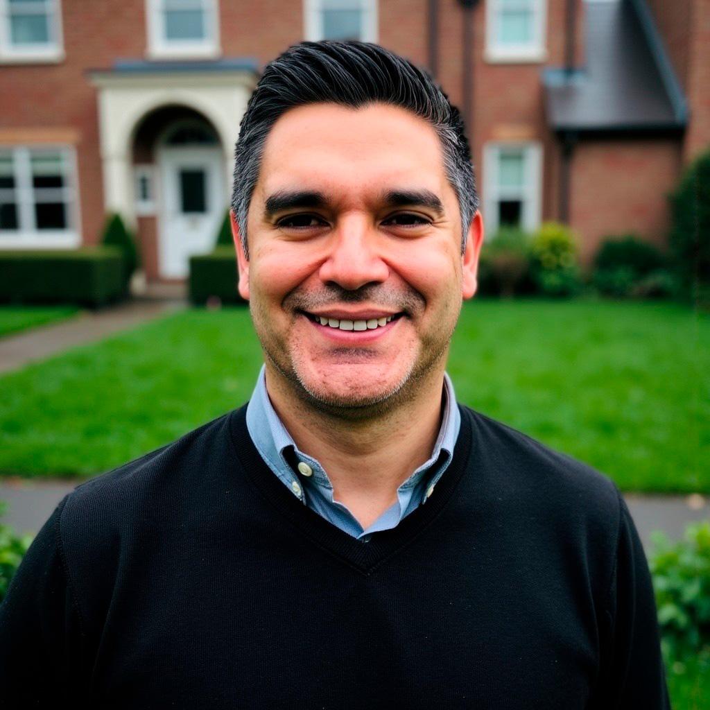 Rafael  Riquelme
