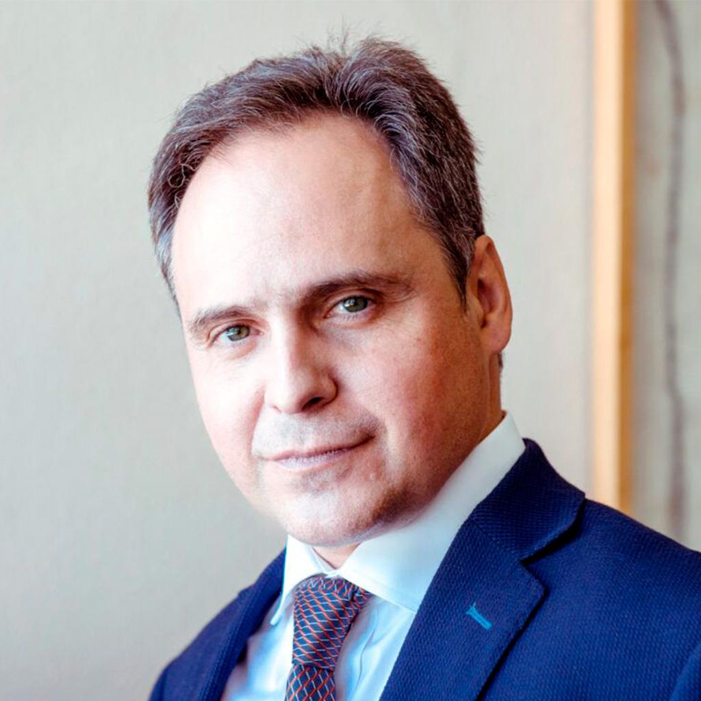 Roberto Ruiz 