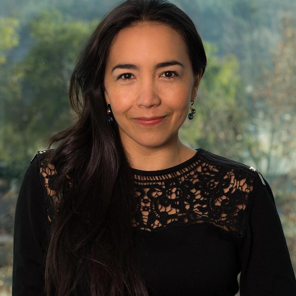 Rosa  Serrano  