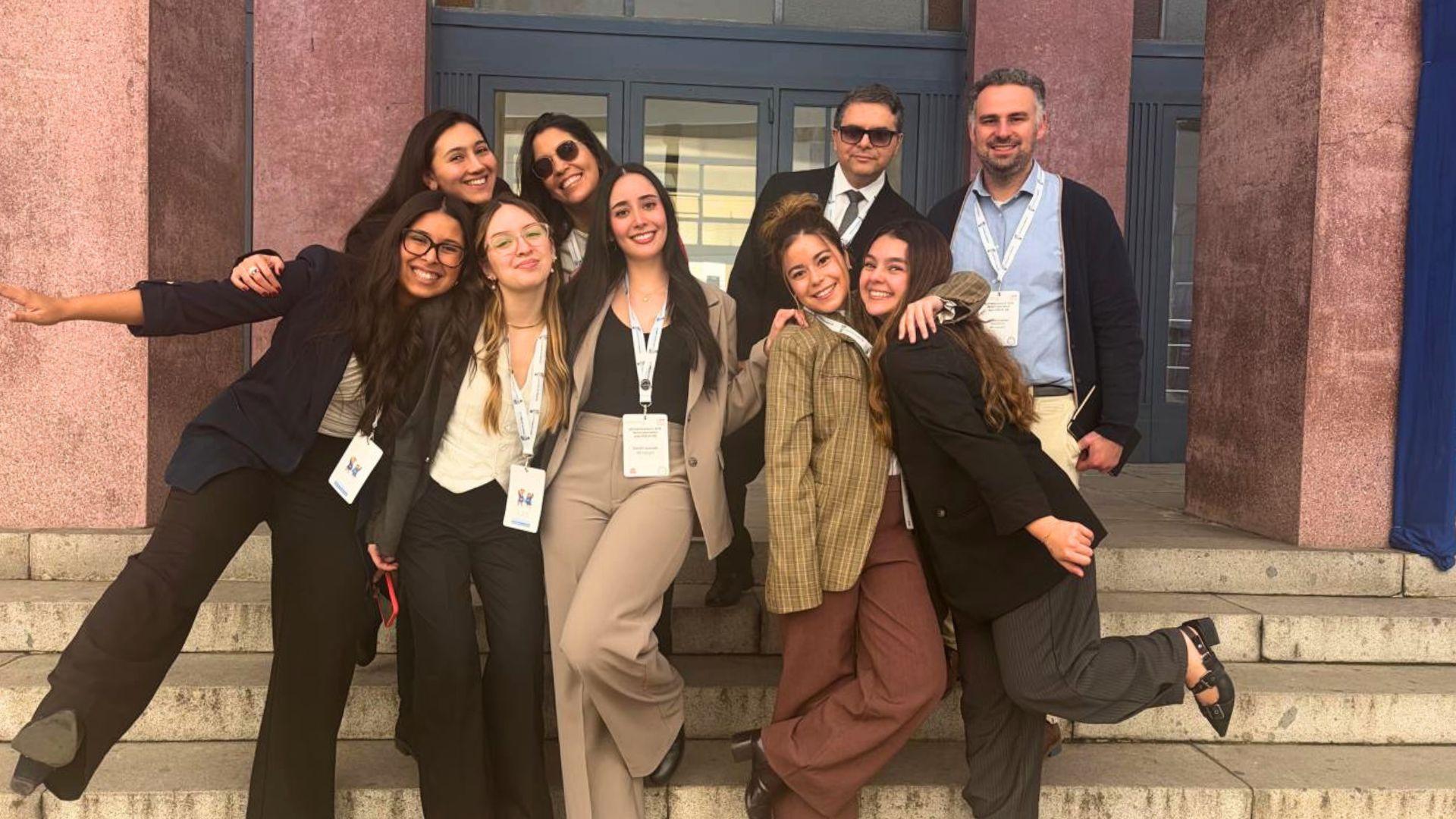 Alumnas de Derecho UAI participan en la XIX Competencia Internacional de Arbitraje Alumnas de Derecho UAI participan en la XIX Competencia Internacional de Arbitraje