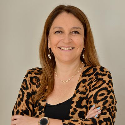 Claudia Cruzat Claudia Cruzat