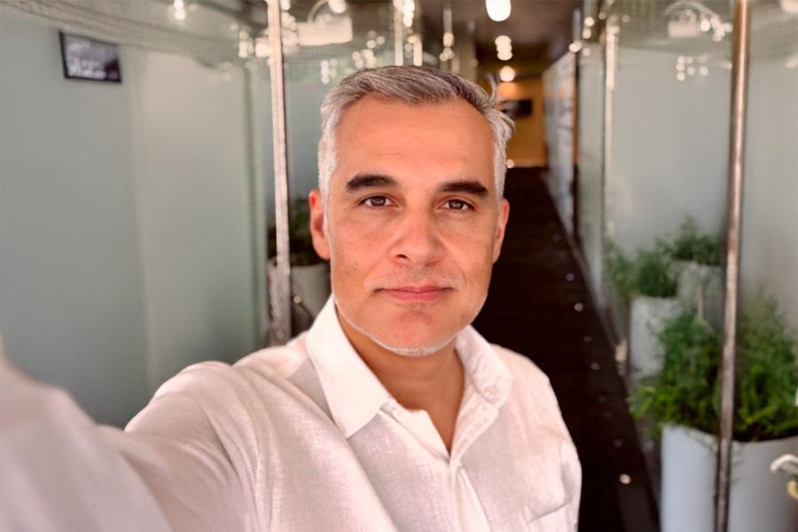 Víctor Ruiz Víctor Ruiz